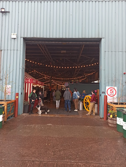 Marina Market