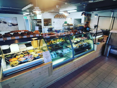 Arán Deli & Bakery